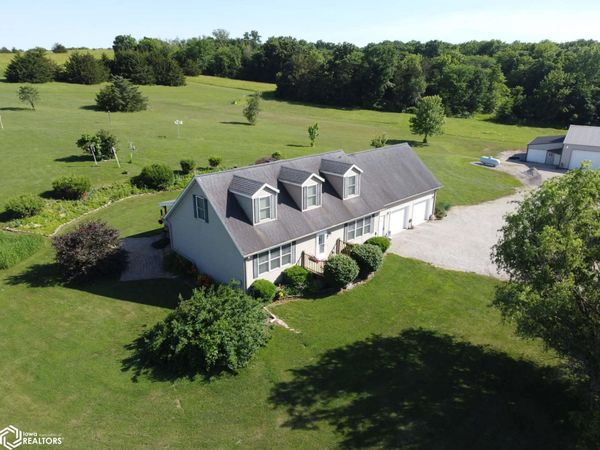 14955 159Th Trail, Drakesville, IA 52552