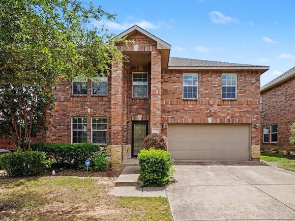 2324 Cavalry Drive, Fort Worth, TX 76177
