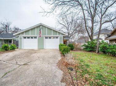 1817 Lipscomb Street, Fort Worth, TX 76110