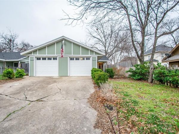 1817 Lipscomb Street, Fort Worth, TX 76110