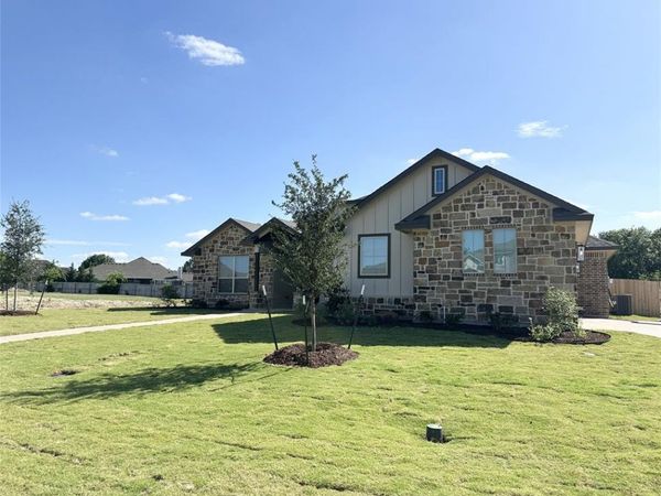 1032 Queen Elizabeth Drive, Waco, TX 76657