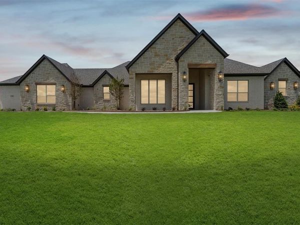241 Martin Drive, Granbury, TX 76049
