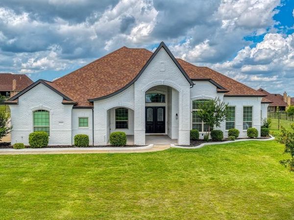 235 Bearclaw Circle, Aledo, TX 76008