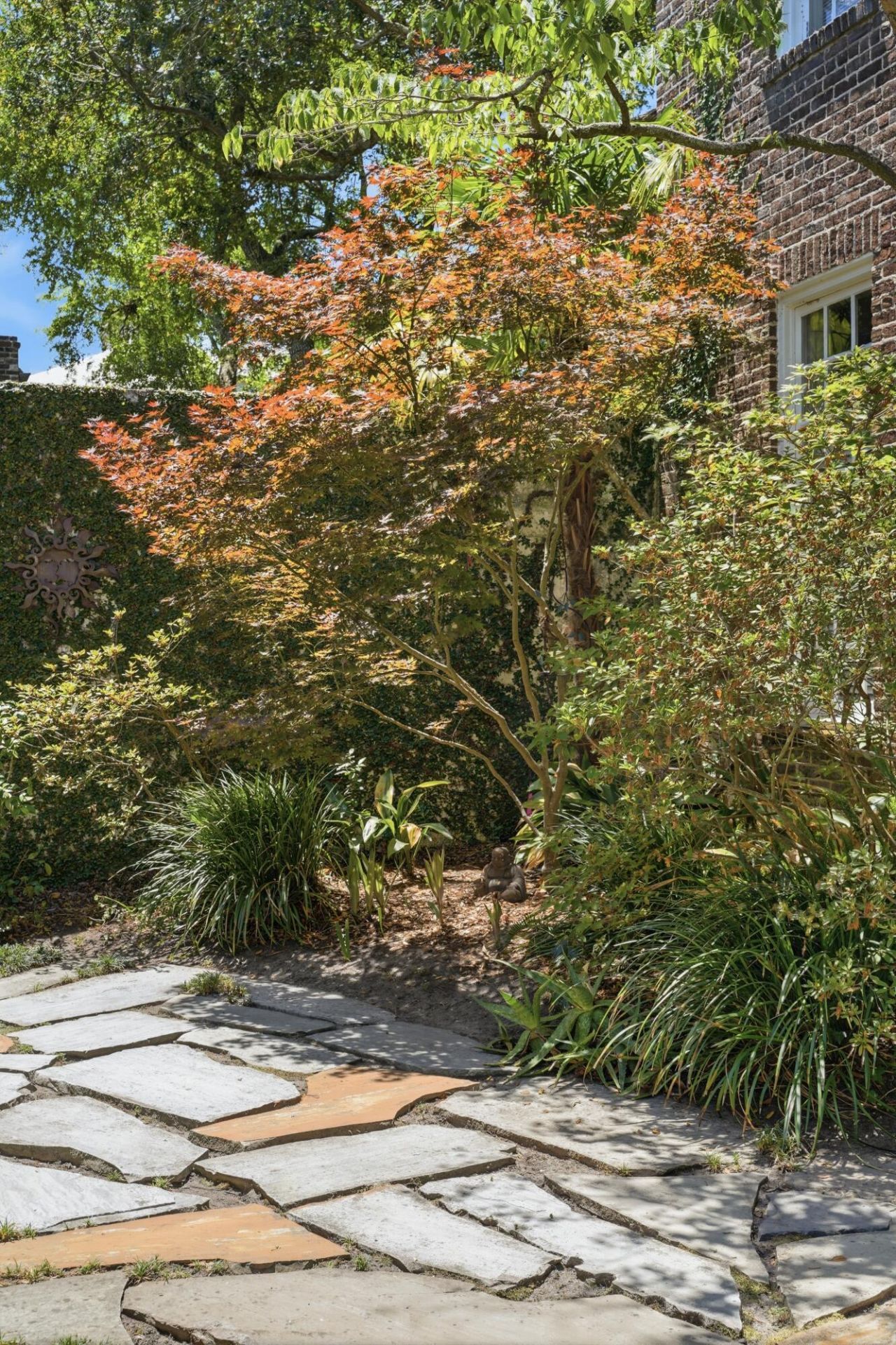 35 Wentworth Street Photo 56