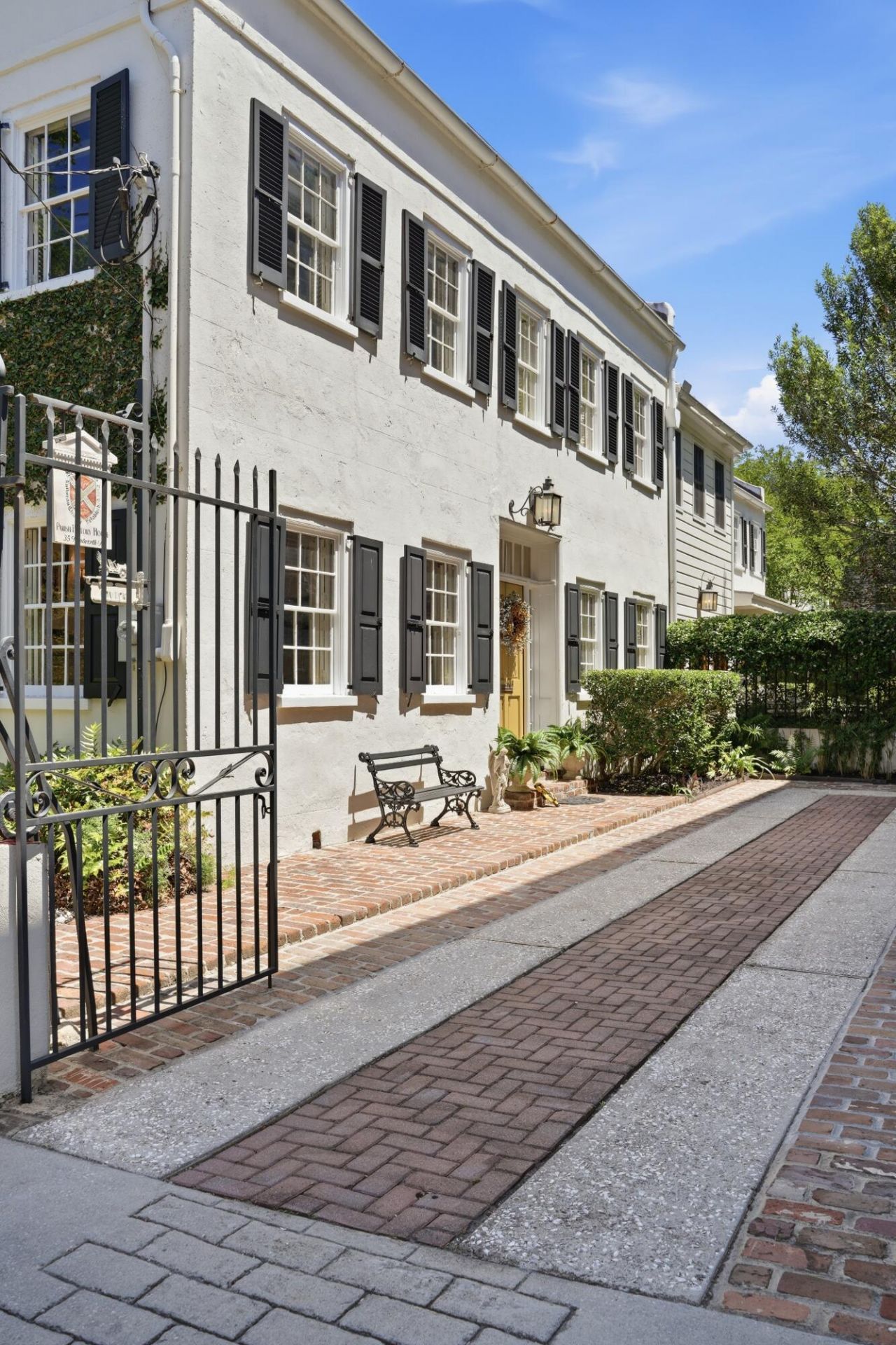 35 Wentworth Street Photo 59