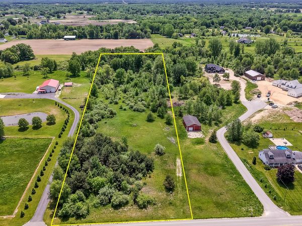 7764 Fillmore Street, Allendale, MI 49401