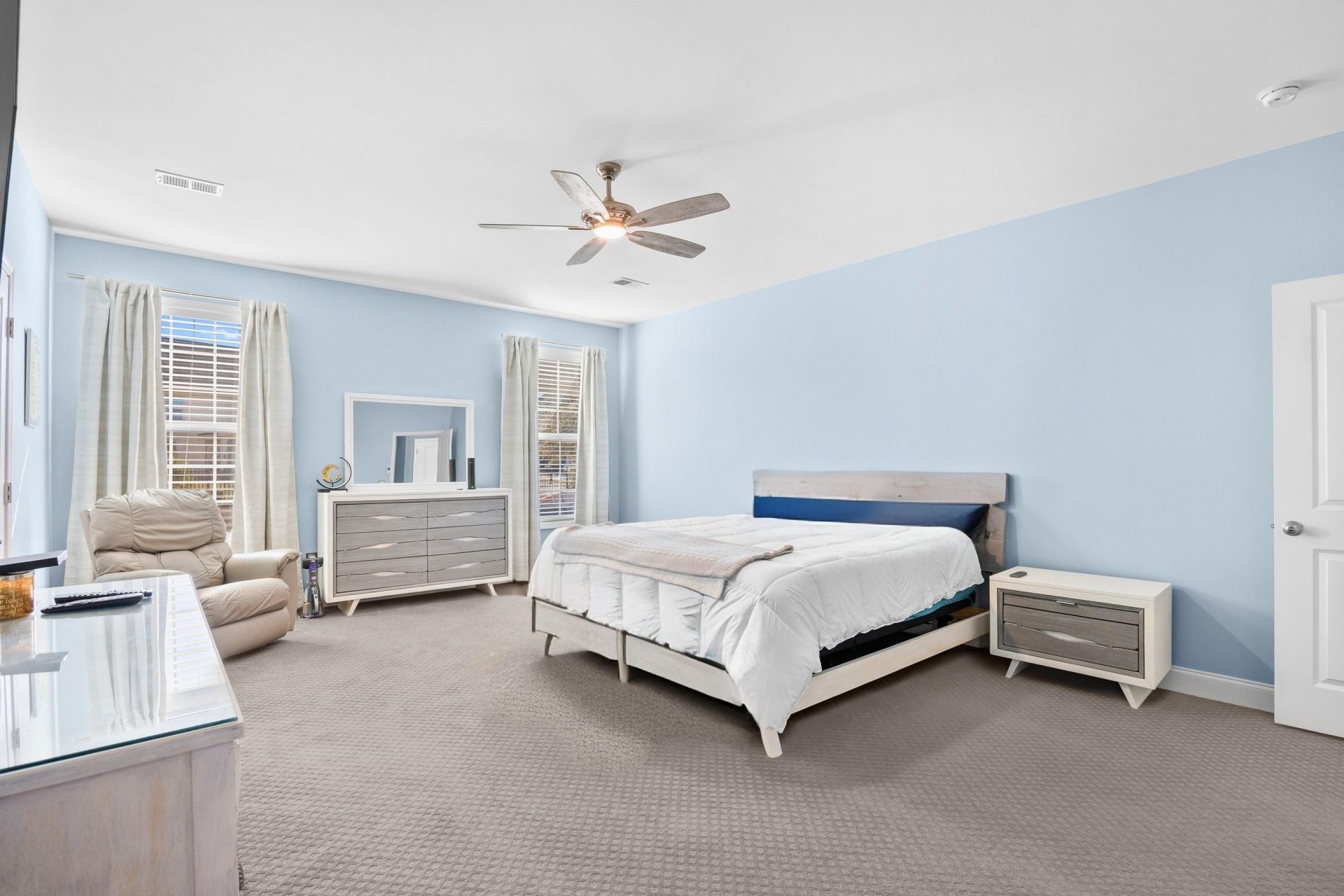 1198 Shire Way  Photo 16