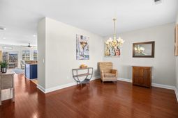 1198 Shire Way  photo 4