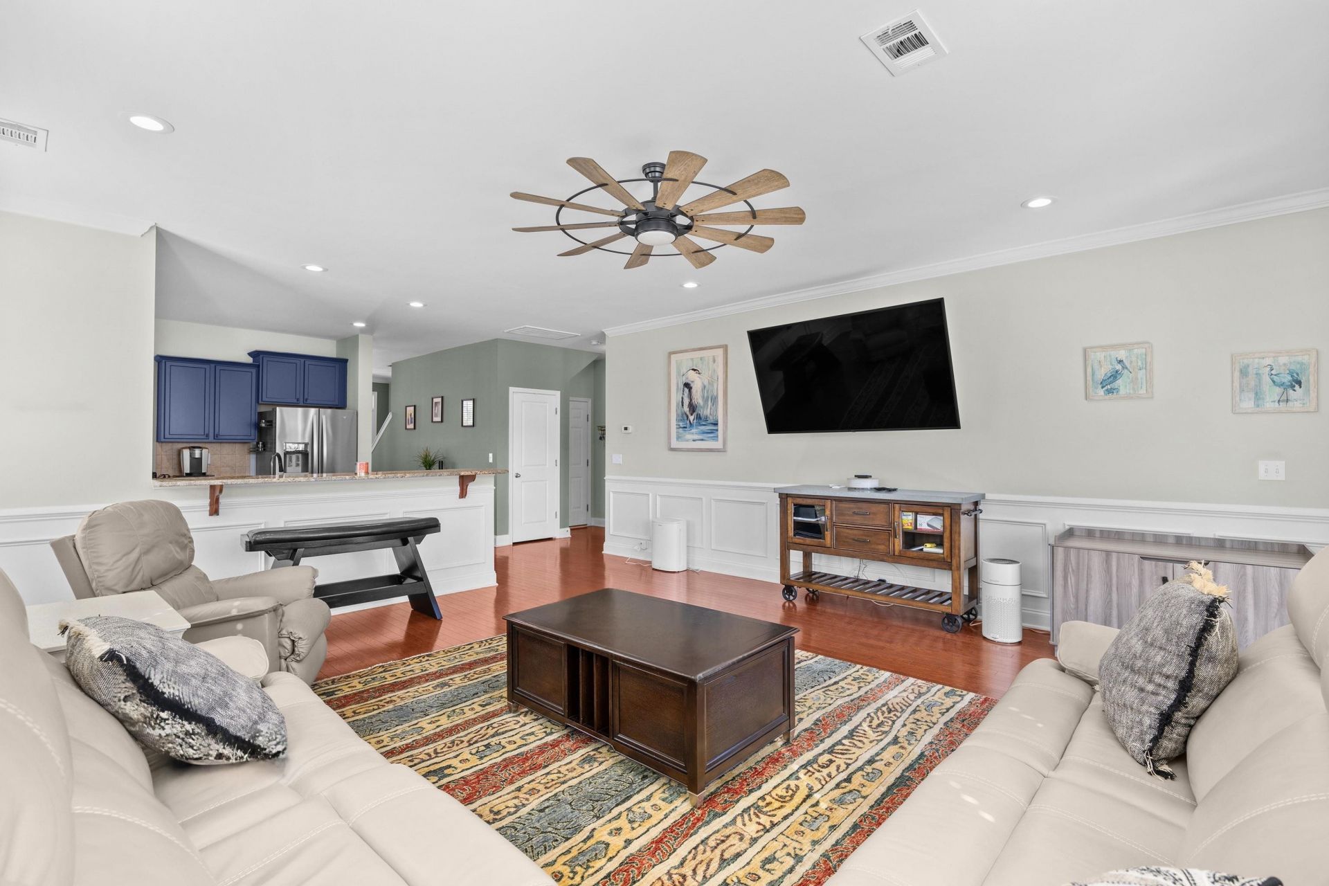 1198 Shire Way  Photo 9