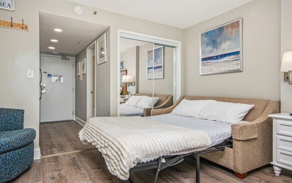 2401 S Ocean Blvd. Photo 15