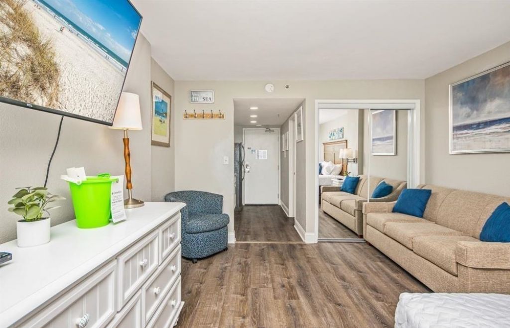 2401 S Ocean Blvd. Photo 18