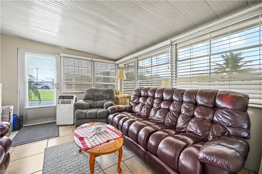 11641 Cardiff Dr , Fort Myers, FL 33908 Photo