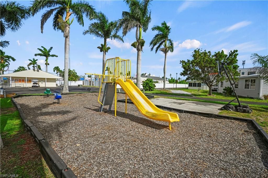 11641 Cardiff Dr , Fort Myers, FL 33908 Photo