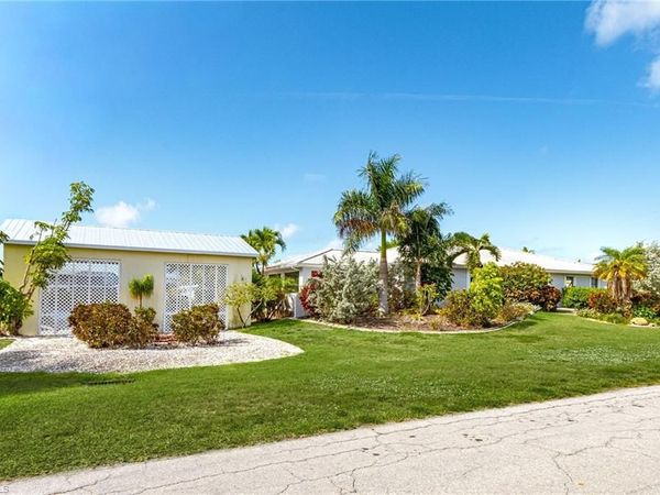 2805 8th AVE , ST. JAMES CITY, FL 33956