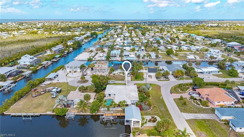 2805 8th Ave , Saint James City, FL 33956 Photo