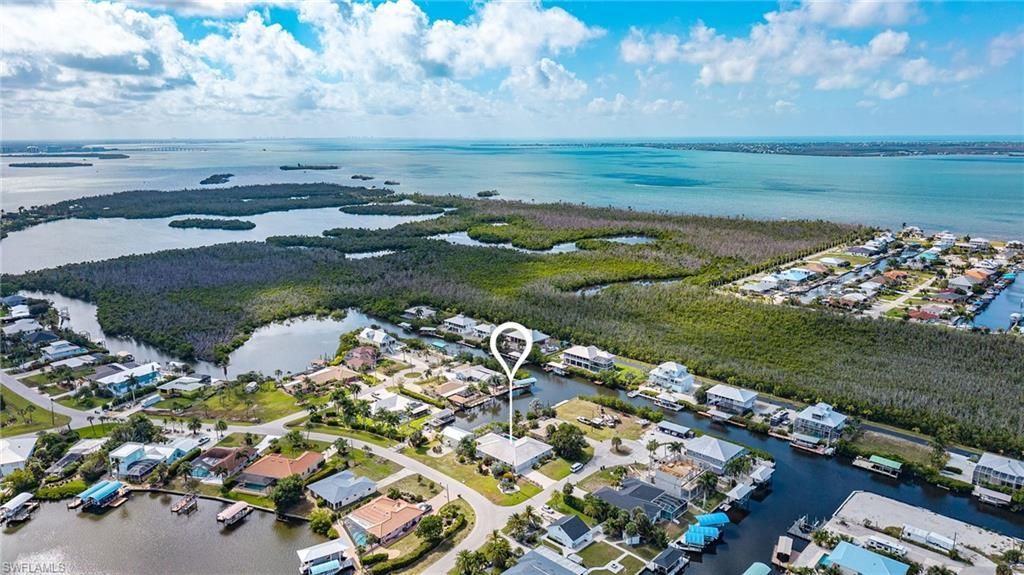 2805 8th Ave , Saint James City, FL 33956 Photo