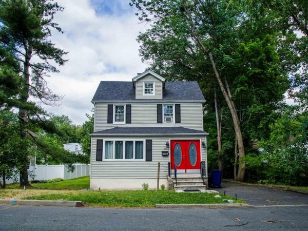 518 W Anderson St, Hackensack, NJ 07601