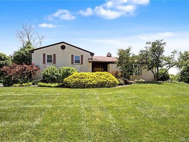 174 Marbrook Drive, Dayton, OH 45429