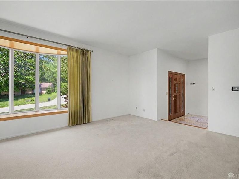 174 Marbrook Drive, Dayton, OH 45429 Photo 6
