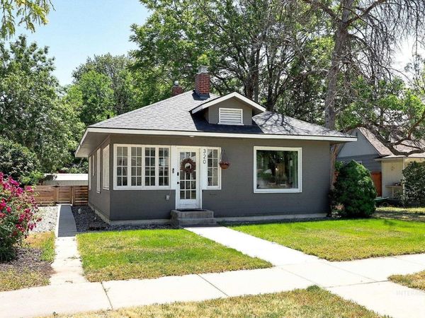 320 18th Ave S, Nampa, ID 83651
