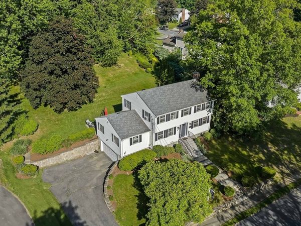17 Old Wood Road, Framingham, MA 01701