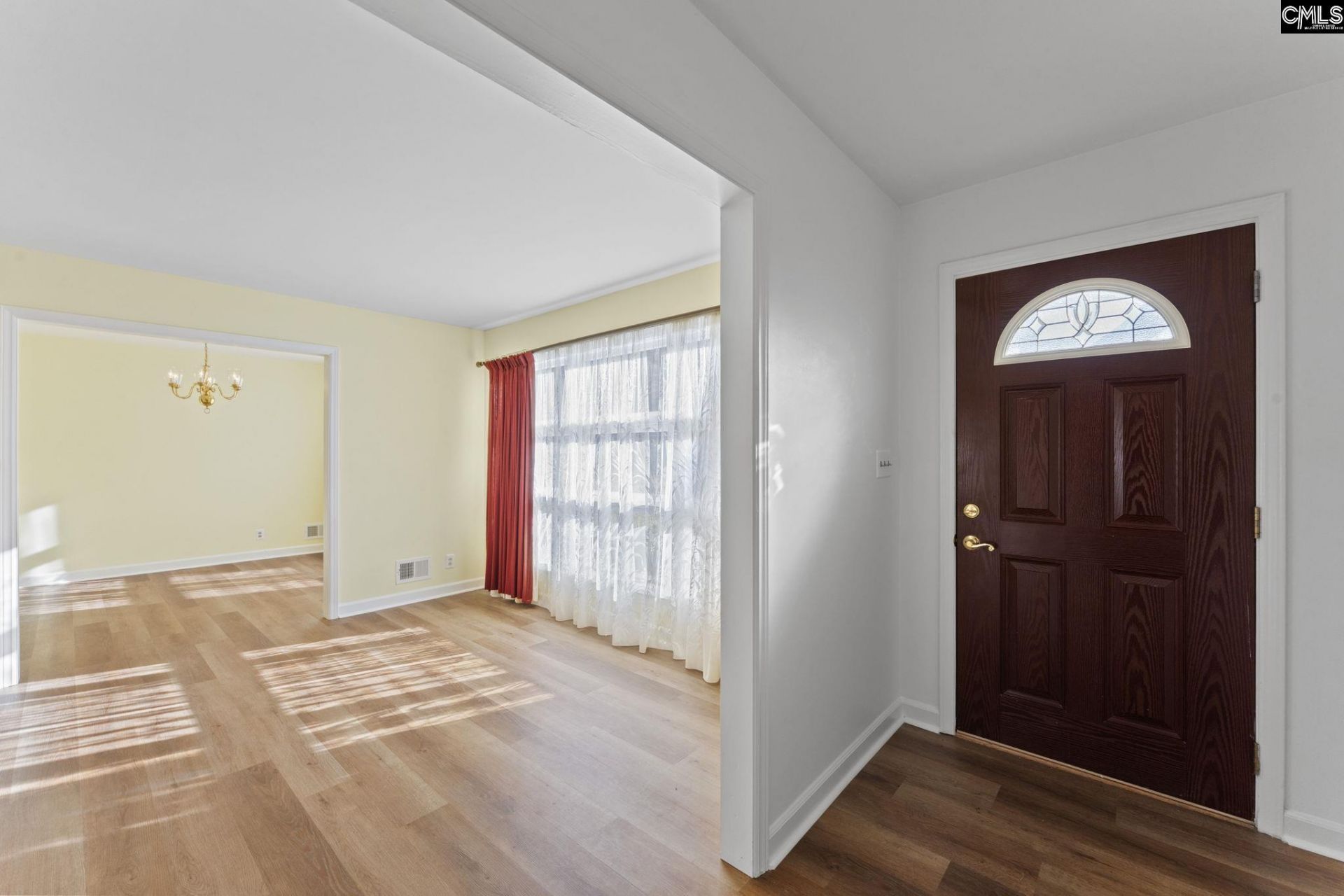 1115 Gardendale Drive  Photo 8