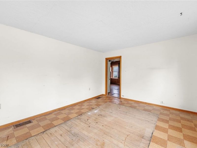 70 W 5th Street , Berea, OH 44017 Photo 13