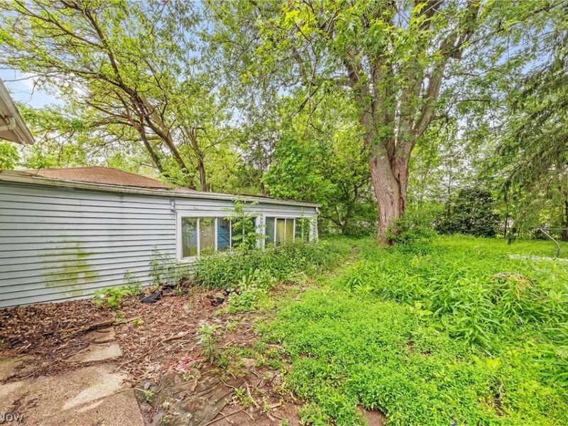 70 W 5th Street , Berea, OH 44017 Photo 17