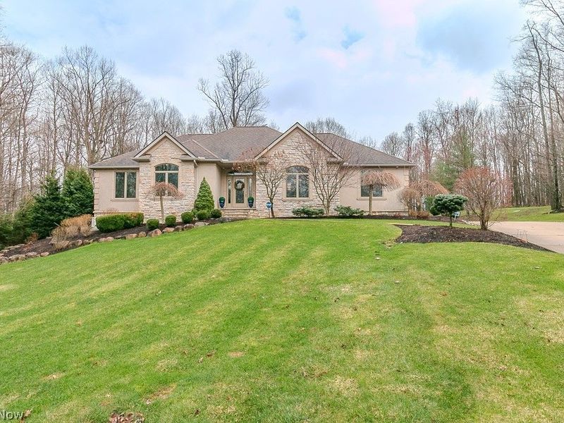 11565 Robin Wood Lane , Chagrin Falls, OH 44023 Photo 3