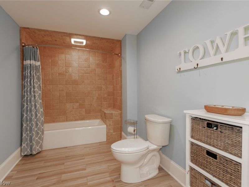 11565 Robin Wood Lane , Chagrin Falls, OH 44023 Photo 46