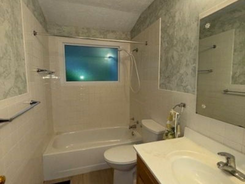 1201 Woodrow Street NW, North Canton, OH 44720 Photo 9