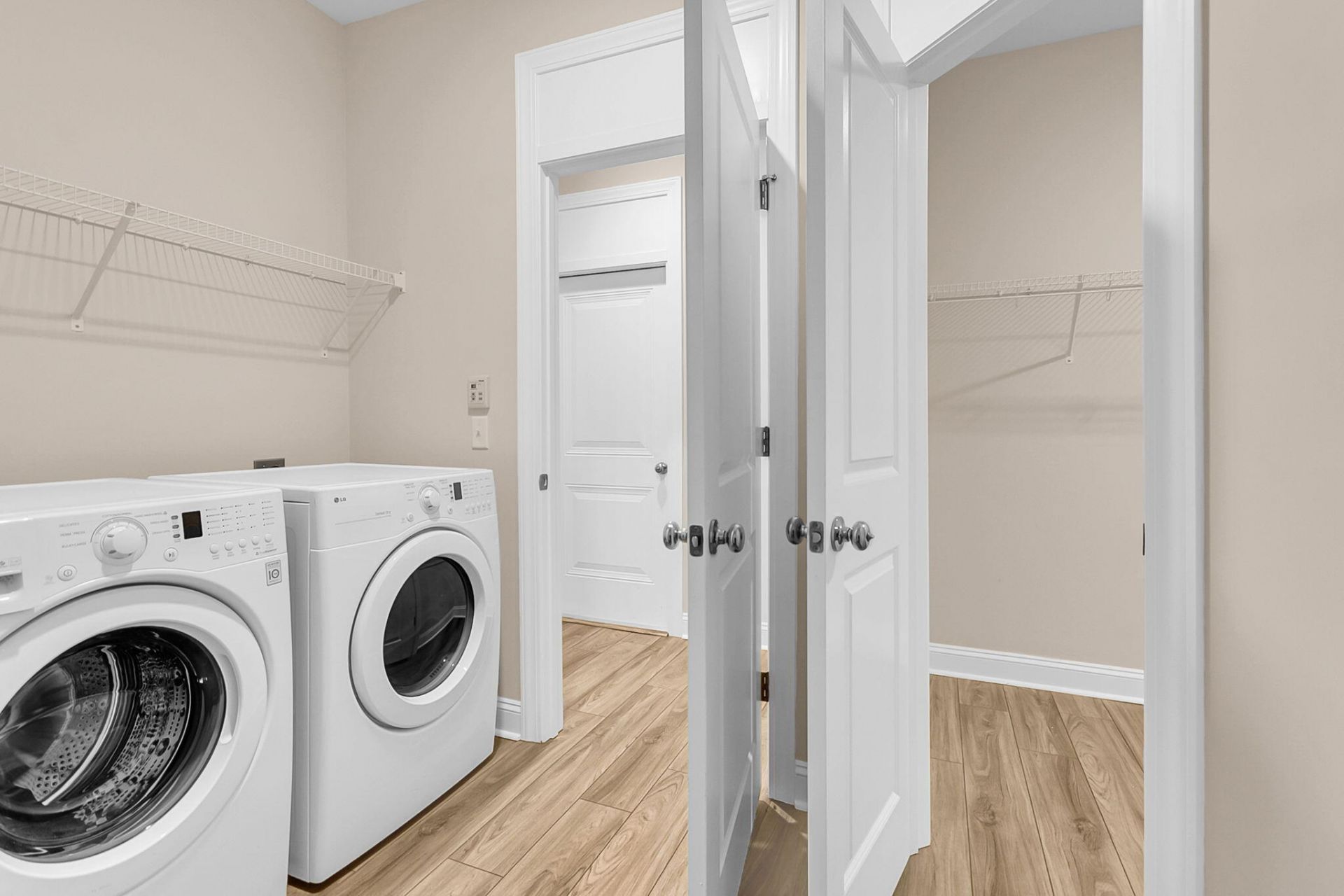 5078 Song Sparrow Way Photo 26