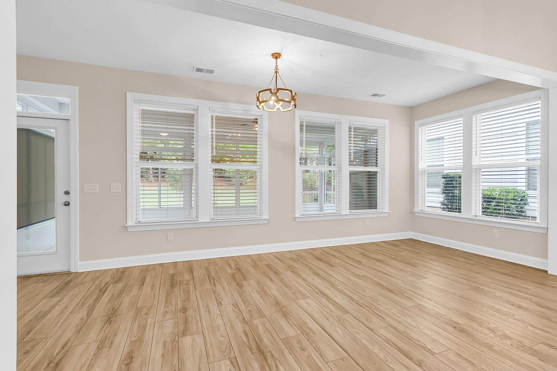 5078 Song Sparrow Way Photo 31