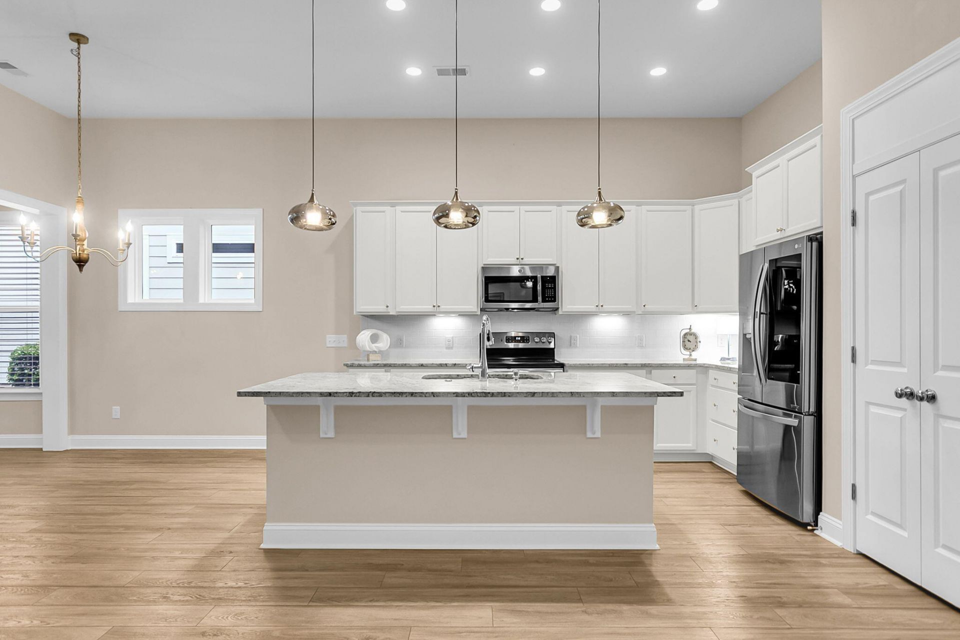 5078 Song Sparrow Way Photo 8