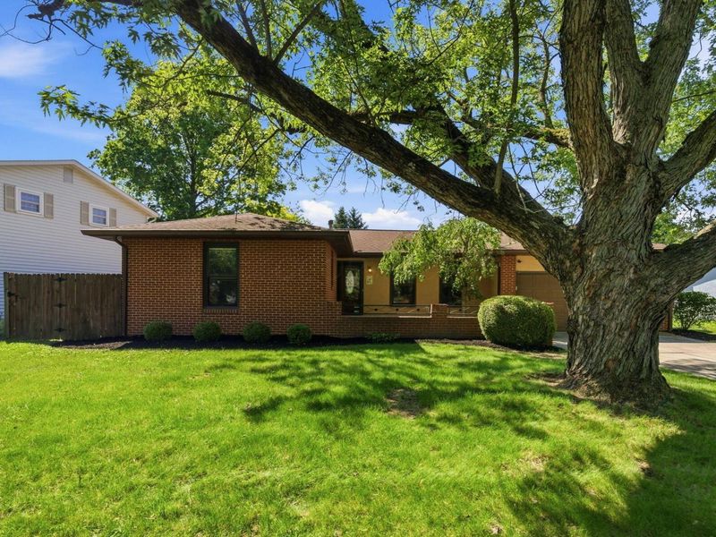37 Coventry Road , Delaware, OH 43015 Photo 2