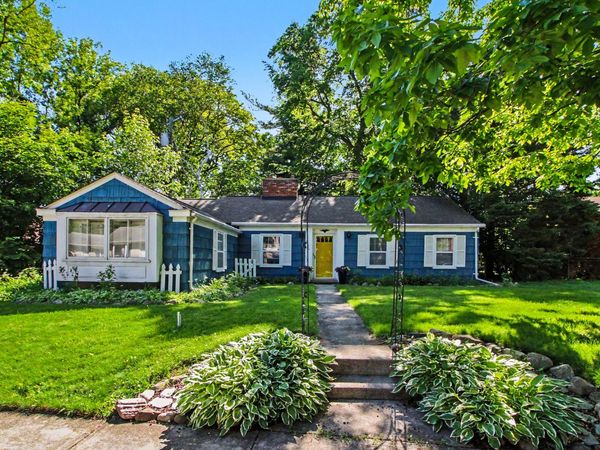 16654 MacArthur, Redford, MI 48240