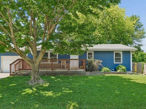 713 Pearl Street, Cambridge, IA 50046