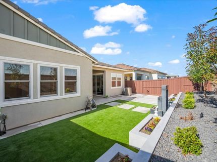 4211 Meadow Crest Dr, Folsom, CA 95630 Photo