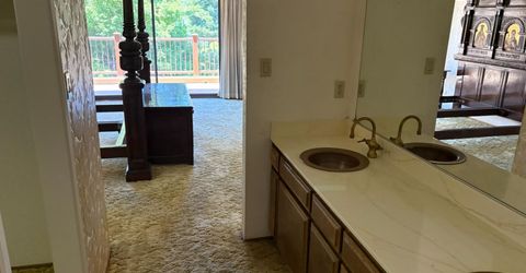 10 Lookout Ct, Sacramento, CA 95831 Photo