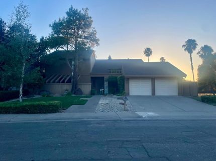 10 Lookout Ct, Sacramento, CA 95831 Photo