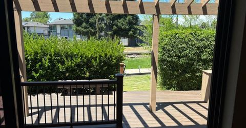 10 Lookout Ct, Sacramento, CA 95831 Photo