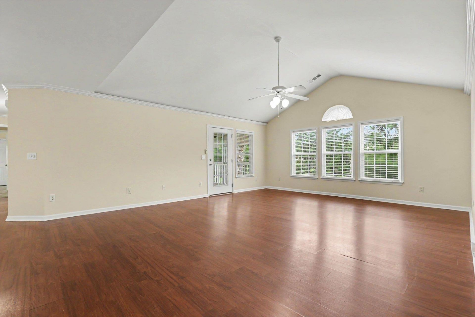 4679 Fringetree Dr. Photo 19