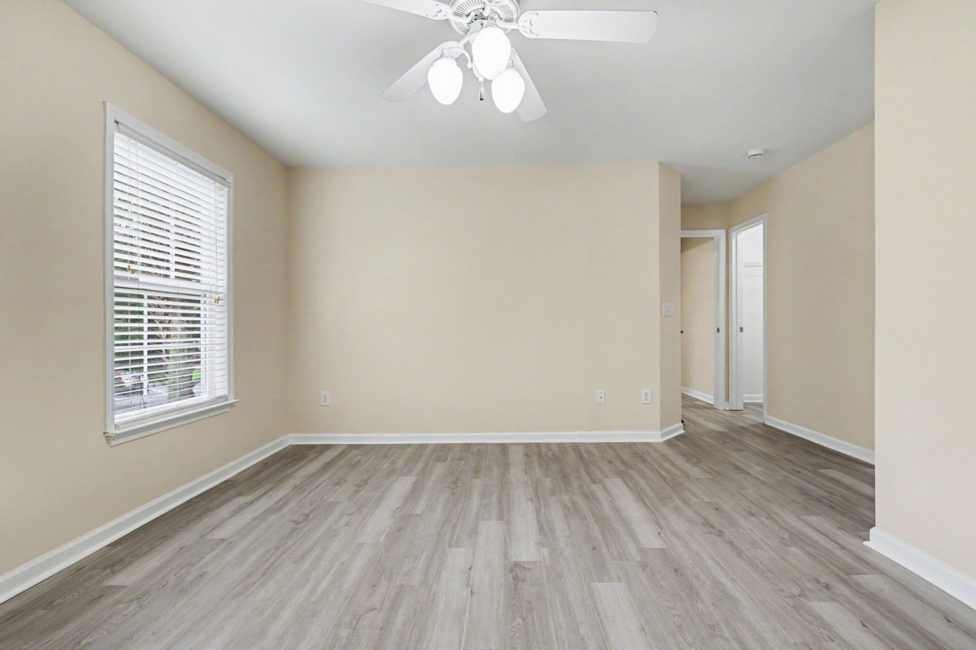 4679 Fringetree Dr. Photo 21