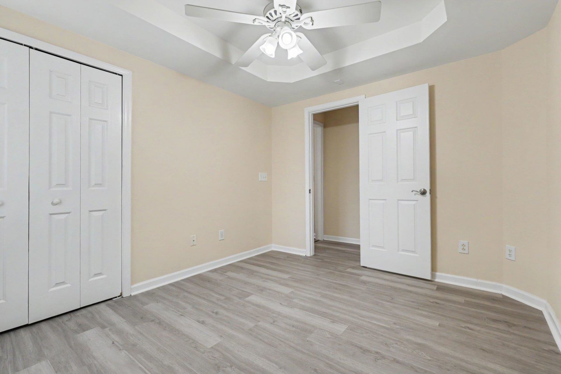 4679 Fringetree Dr. Photo 31