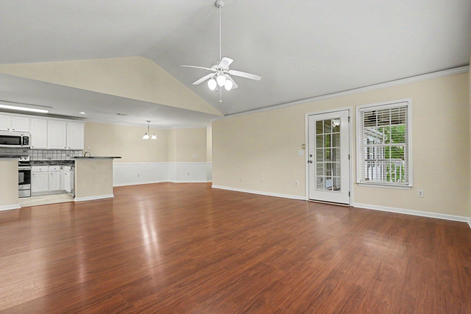 4679 Fringetree Dr. Photo 7