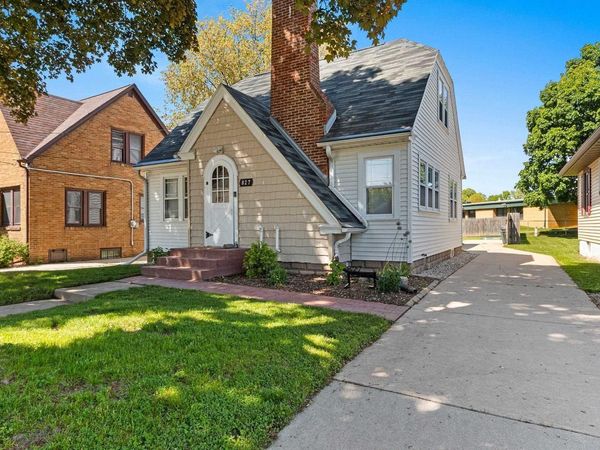 827 CATHERINE STREET, Green Bay, WI 54301