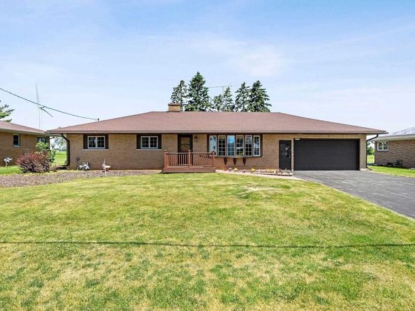 W2282 COUNTY ROAD Y, Lomira, WI 53048