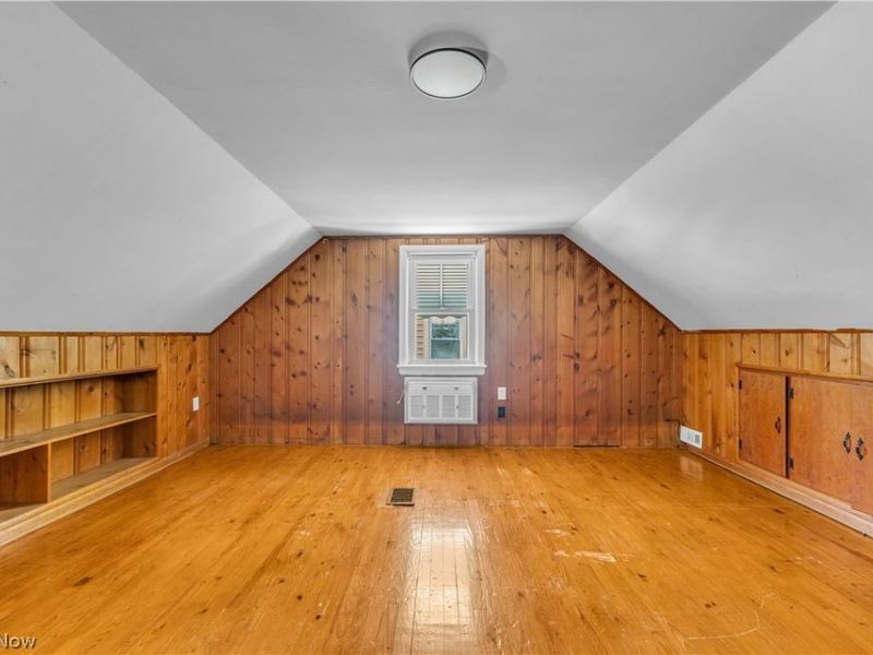 20051 Green Oak Drive , Euclid, OH 44117 Photo 10