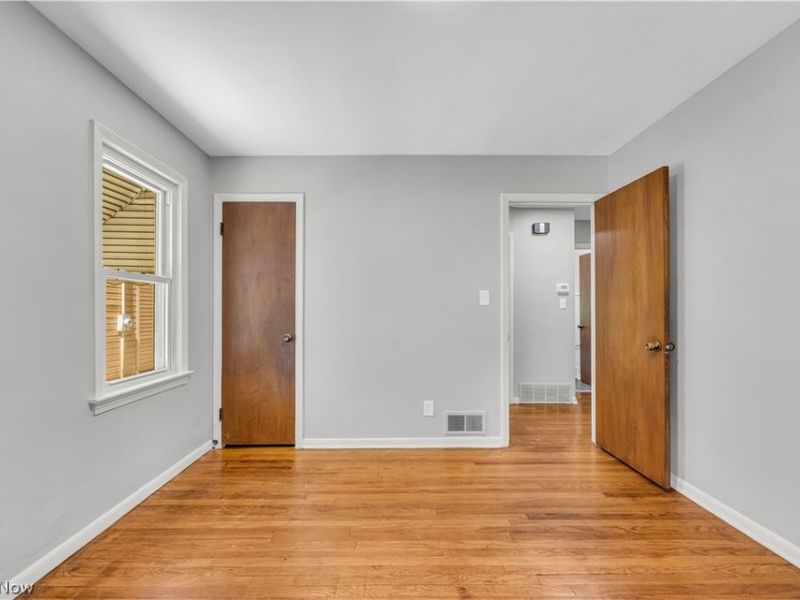 20051 Green Oak Drive , Euclid, OH 44117 Photo 12