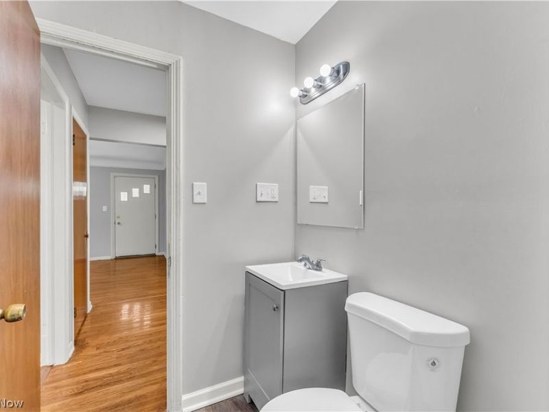 20051 Green Oak Drive , Euclid, OH 44117 Photo 17